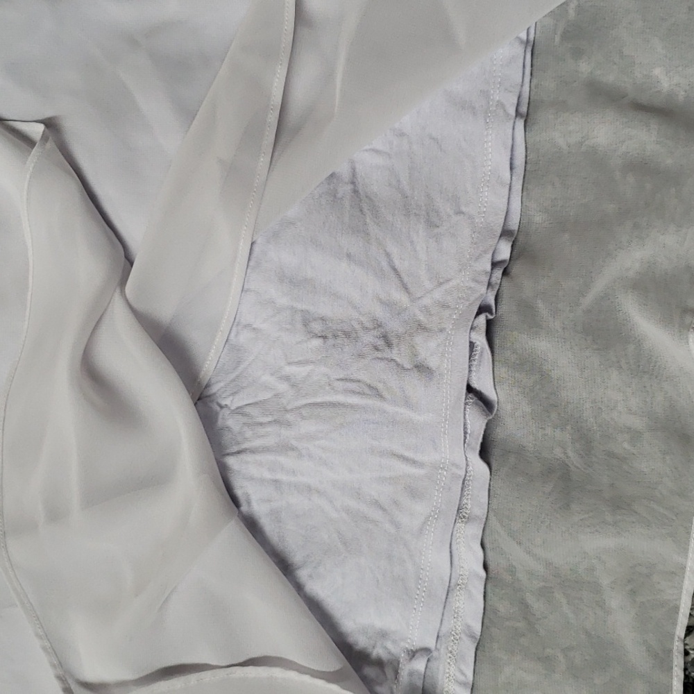 Harvey Benard top lg ๐ white - Picture 3 of 4
